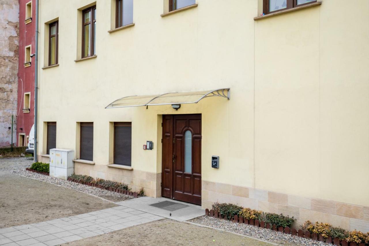Apartament Gemini Dzierzoniow Exterior photo