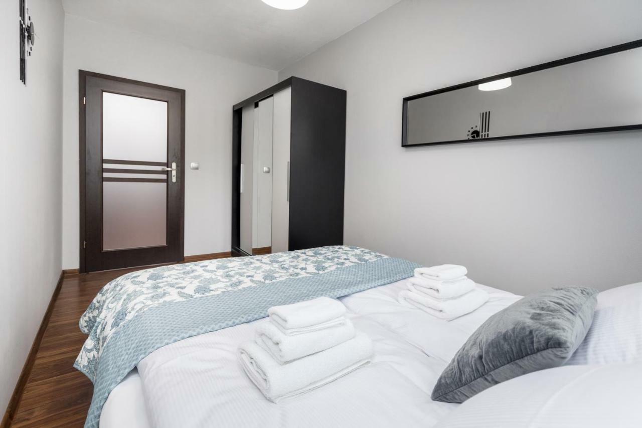 Apartament Gemini Dzierzoniow Exterior photo
